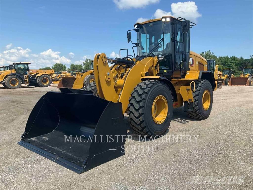 CAT 926M Колесни товарачи