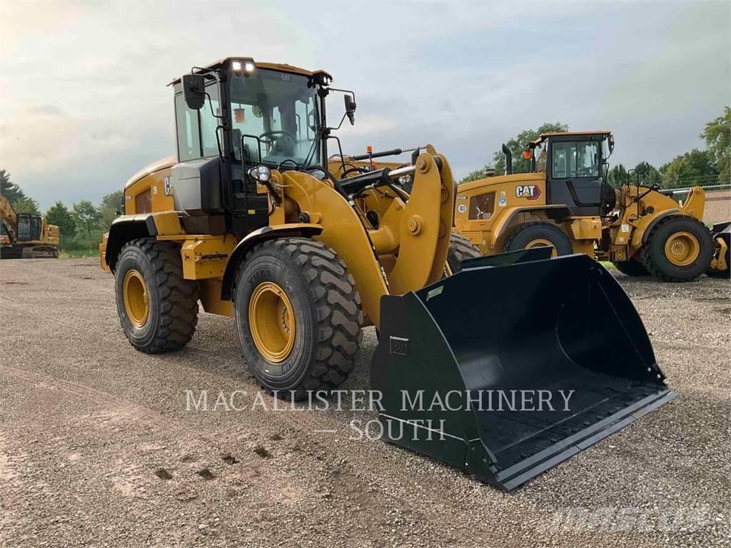 CAT 926M Колесни товарачи