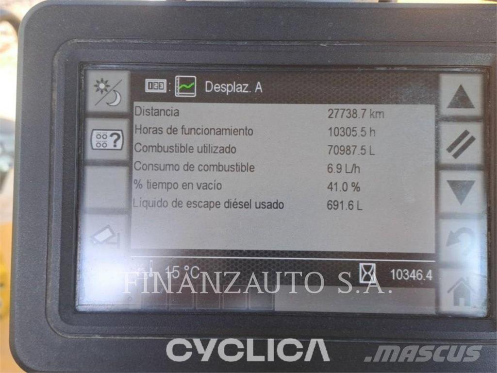 CAT 926M Колесни товарачи