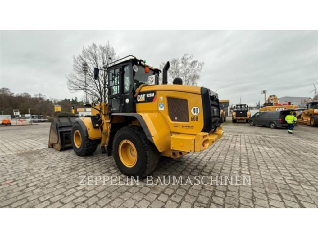 CAT 926M Колесни товарачи