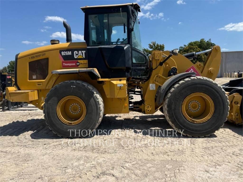 CAT 926M Колесни товарачи