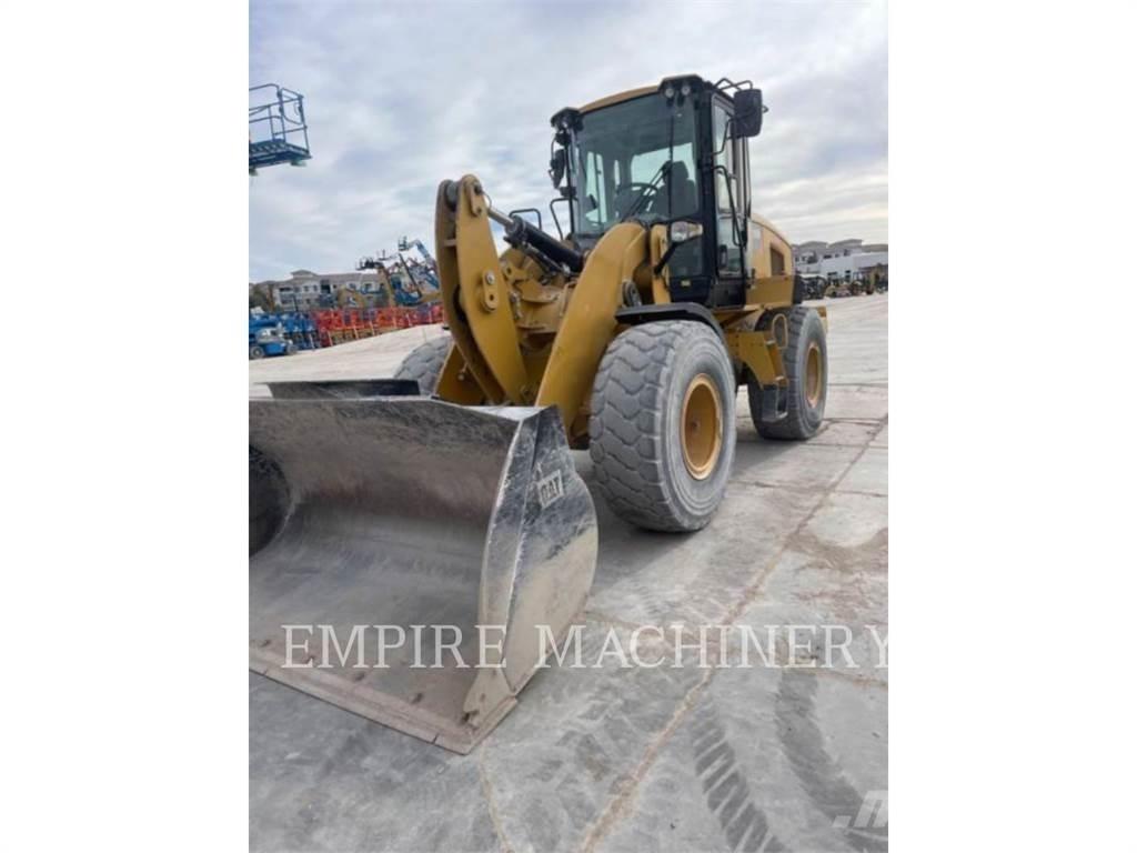 CAT 926M 3V FC Колесни товарачи