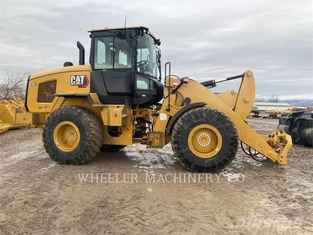 CAT 926M HL QC Колесни товарачи