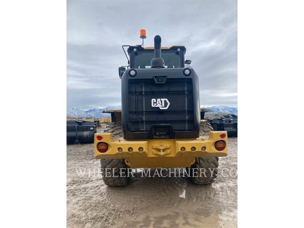 CAT 926M HL QC Колесни товарачи