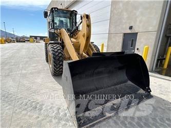 CAT 926M HL QC Колесни товарачи