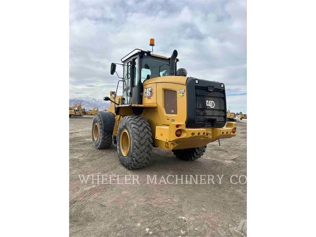 CAT 926M HL QC Колесни товарачи