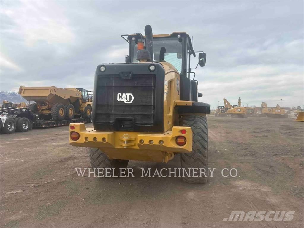 CAT 926M HL QC Колесни товарачи