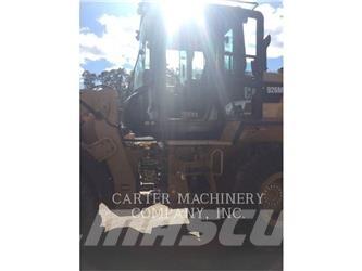 CAT 926M QC Колесни товарачи