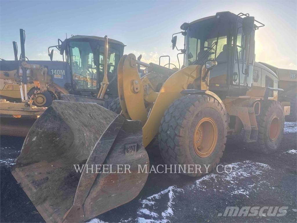 CAT 926M QC Колесни товарачи