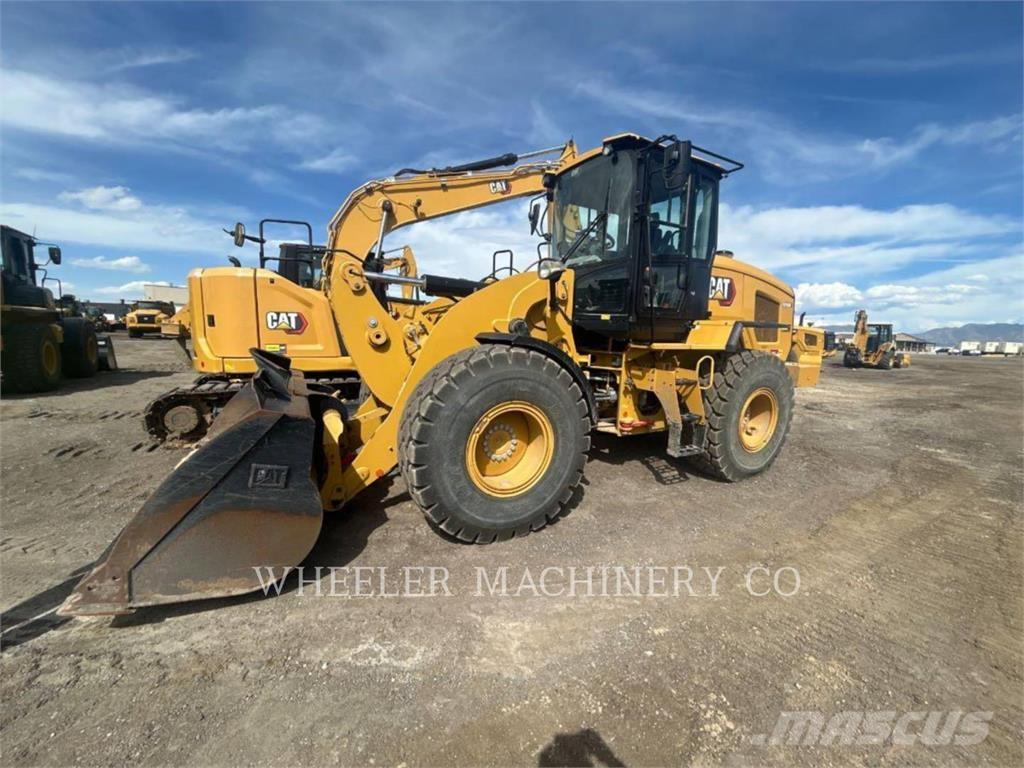CAT 926M QC Колесни товарачи