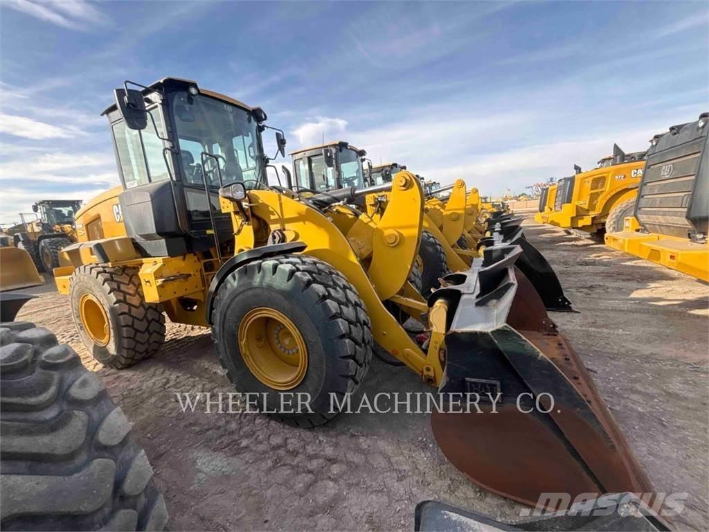 CAT 926M QC 3V Колесни товарачи