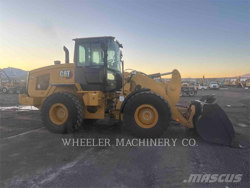 CAT 926M QC 3V Колесни товарачи