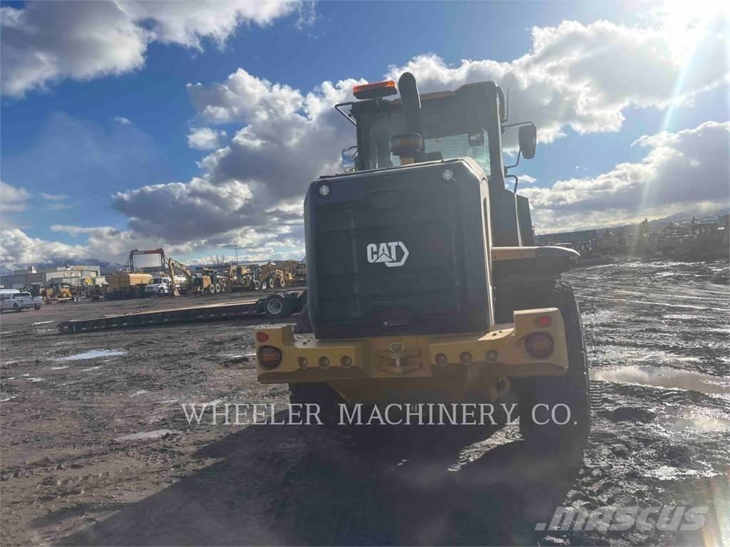 CAT 926M QC 3V Колесни товарачи