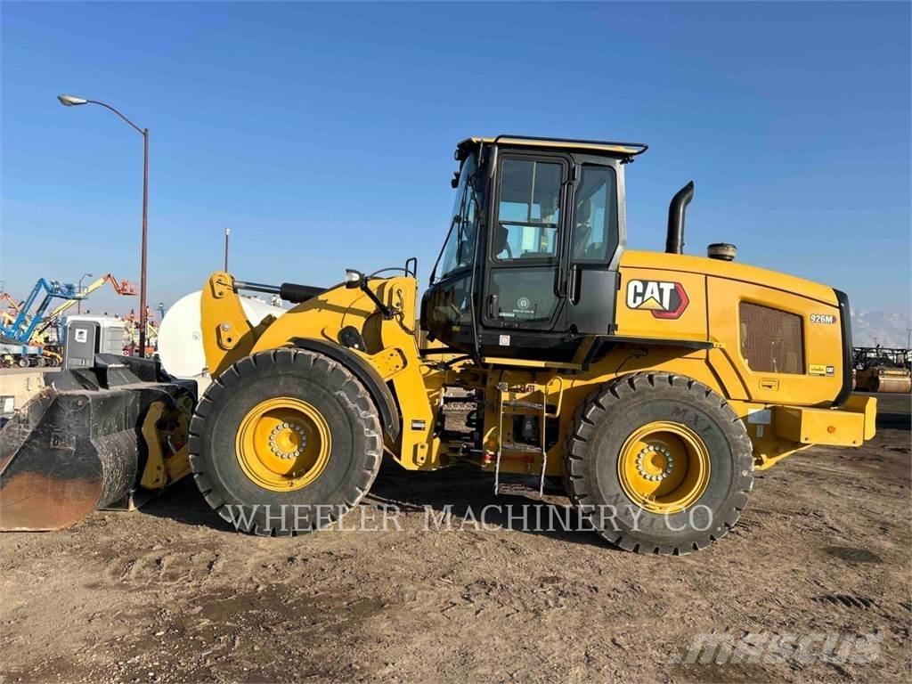 CAT 926M QC 3V Колесни товарачи