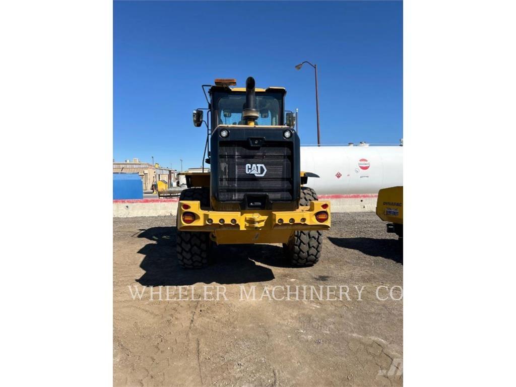 CAT 926M QC 3V Колесни товарачи