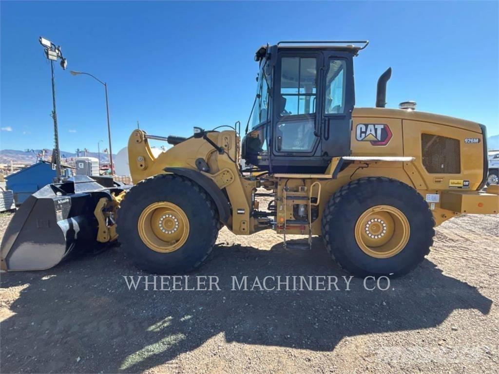CAT 926M QC 3V Колесни товарачи