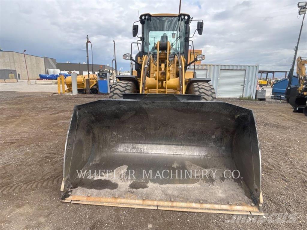 CAT 926M QC 3V Колесни товарачи