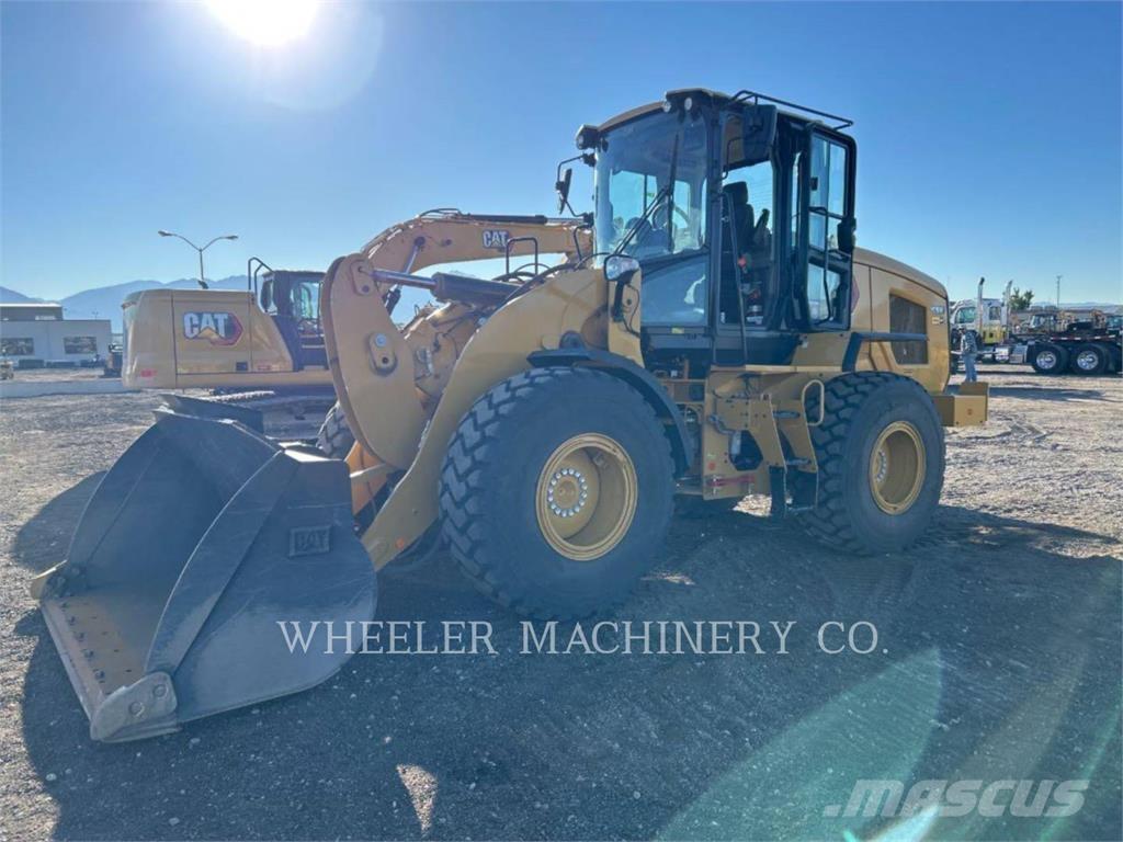 CAT 926M QC 3V Колесни товарачи
