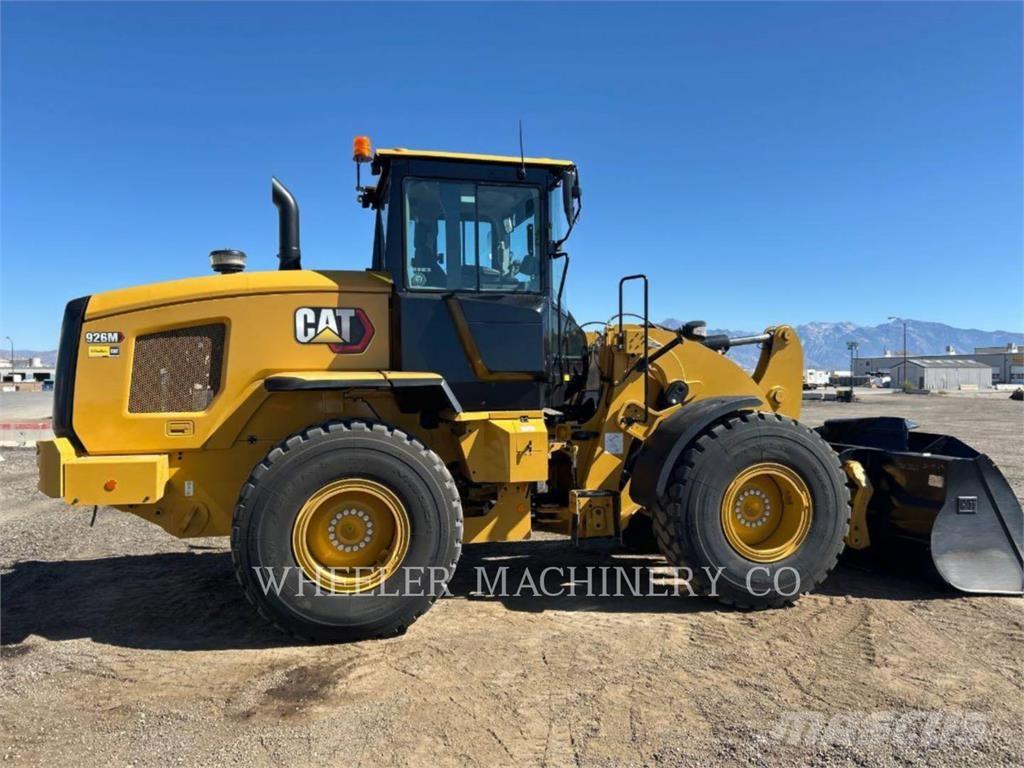 CAT 926M QC 3V Колесни товарачи