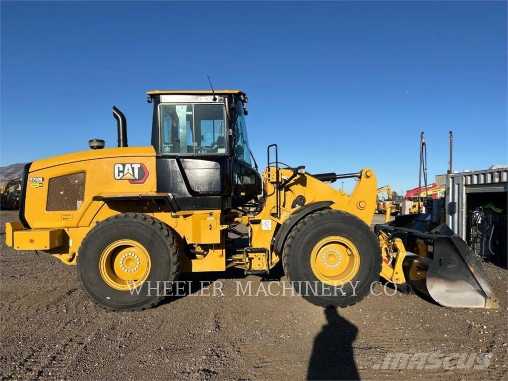 CAT 926M QC 3V Колесни товарачи