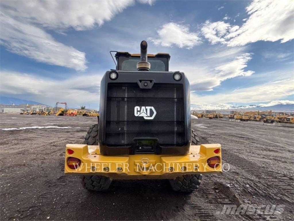 CAT 926M QC 3V Колесни товарачи