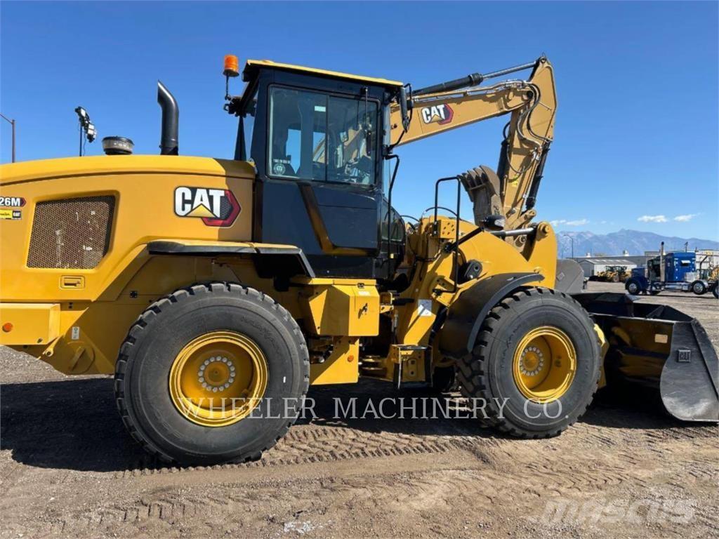 CAT 926M QC 3V Колесни товарачи