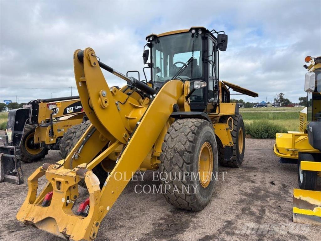 CAT 926MHL Колесни товарачи