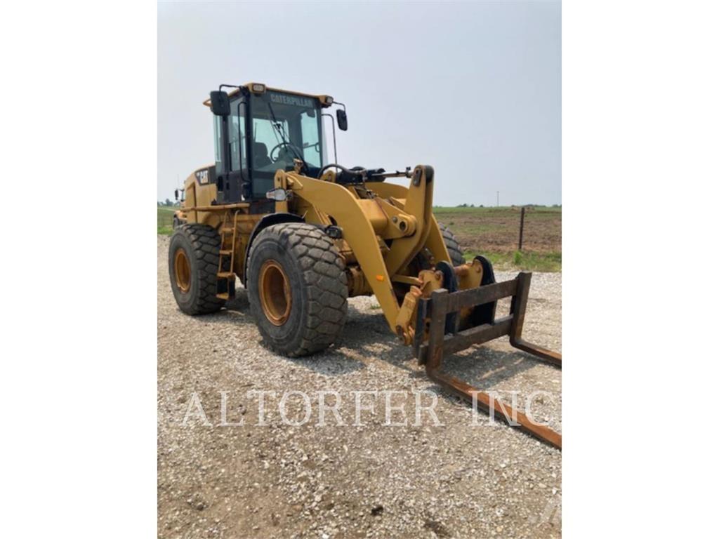 CAT 928HZ Колесни товарачи