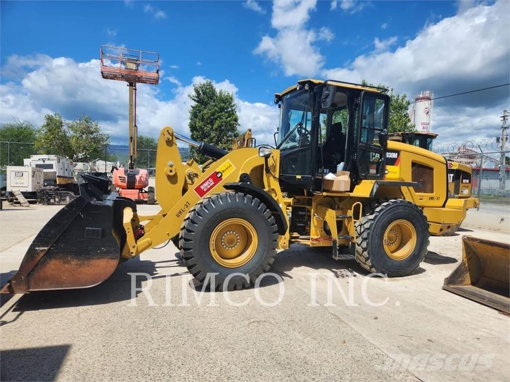 CAT 930 Колесни товарачи