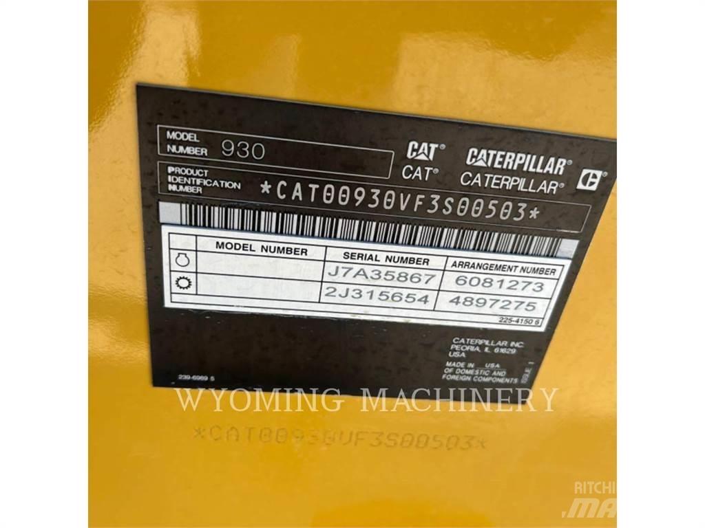 CAT 930 Колесни товарачи