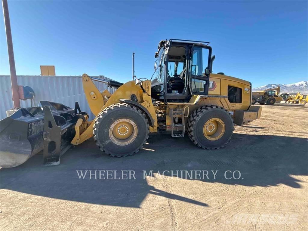 CAT 930 QC Колесни товарачи