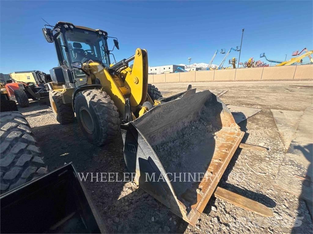 CAT 930 QC Колесни товарачи