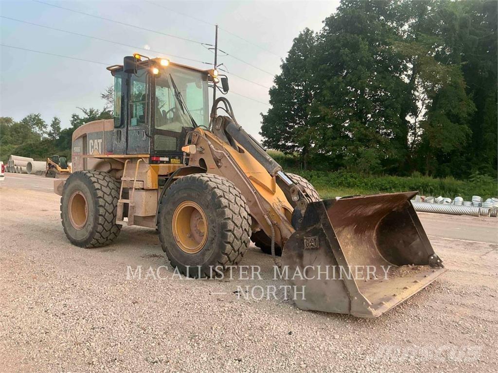 CAT 930G Q Колесни товарачи