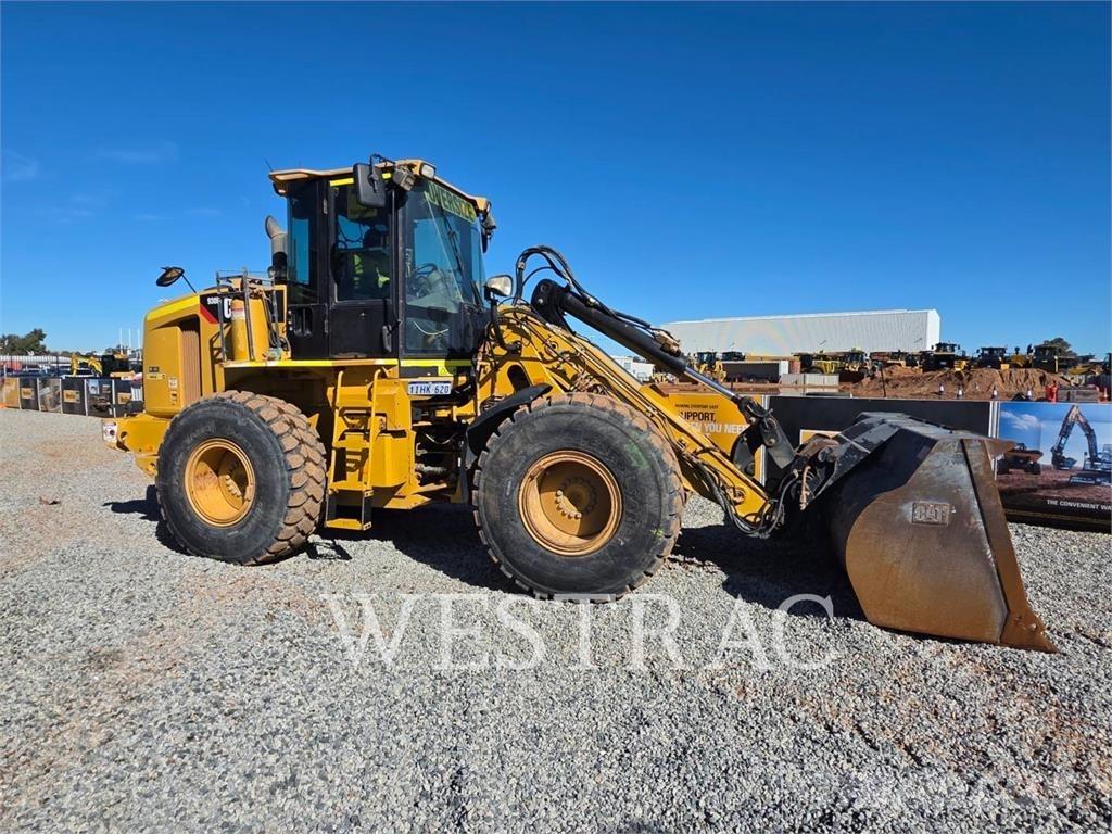 CAT 930H Колесни товарачи