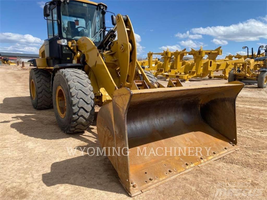 CAT 930K Колесни товарачи