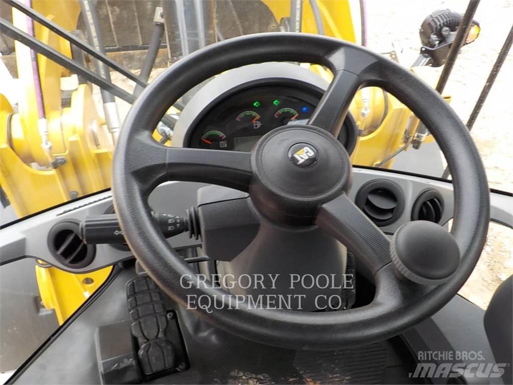 CAT 930M Колесни товарачи