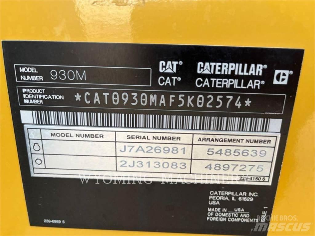CAT 930M Колесни товарачи