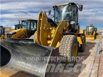 CAT 930M Колесни товарачи