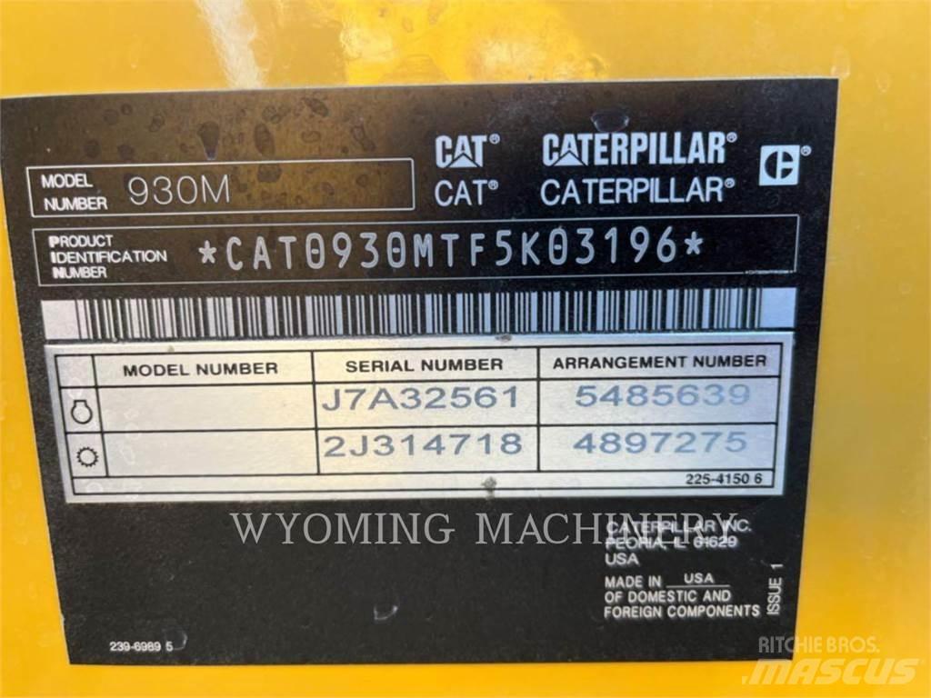CAT 930M Колесни товарачи