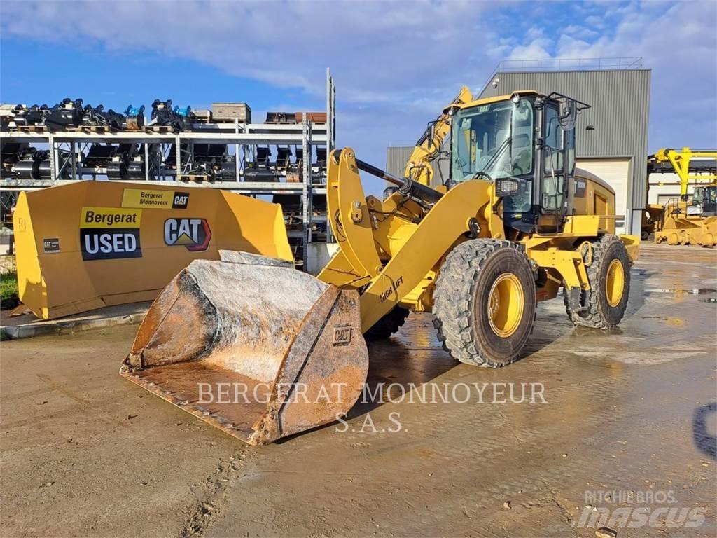 CAT 930M Колесни товарачи