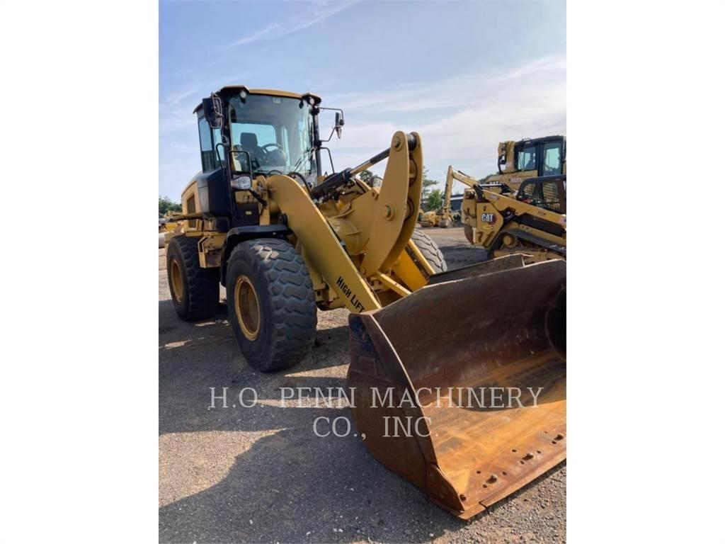 CAT 930M Колесни товарачи