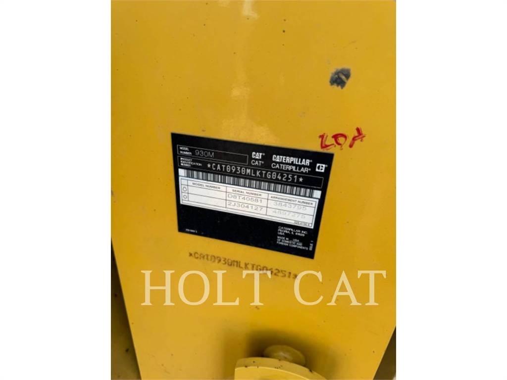 CAT 930M Колесни товарачи