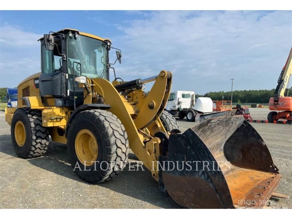 CAT 930M Колесни товарачи