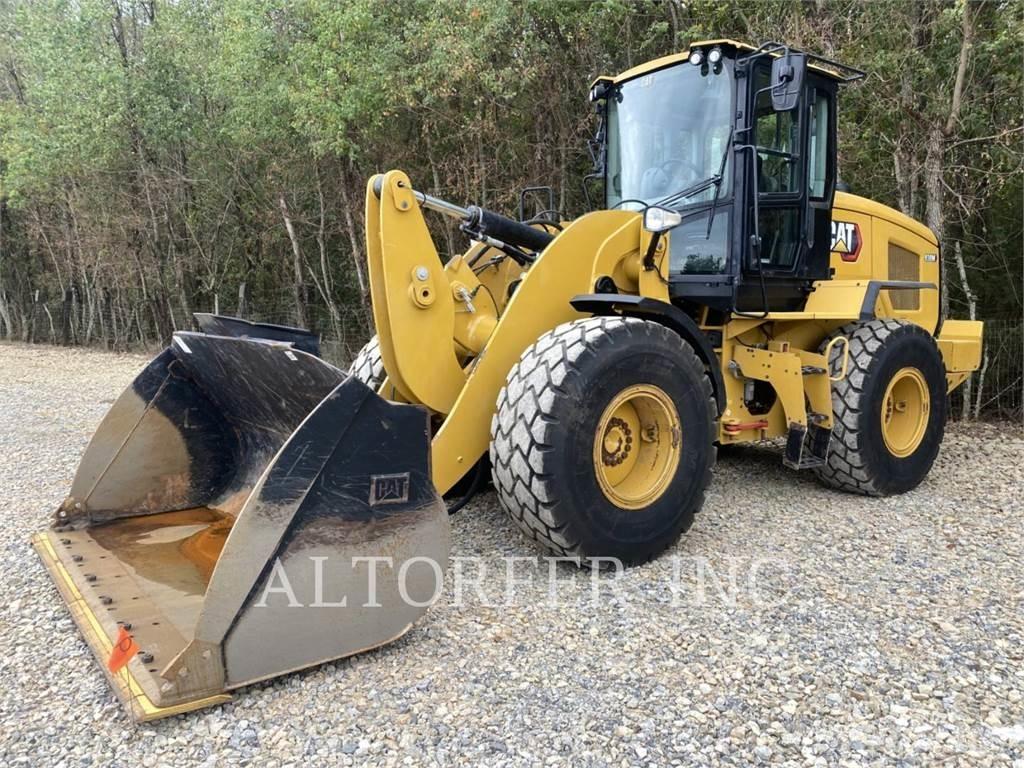 CAT 930M Верижни булдозери
