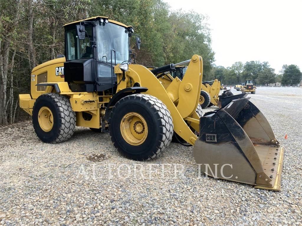 CAT 930M Верижни булдозери
