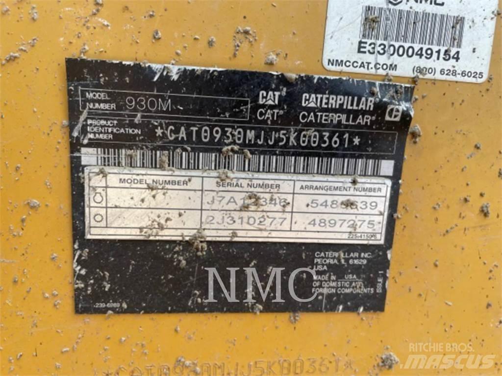 CAT 930M Колесни товарачи