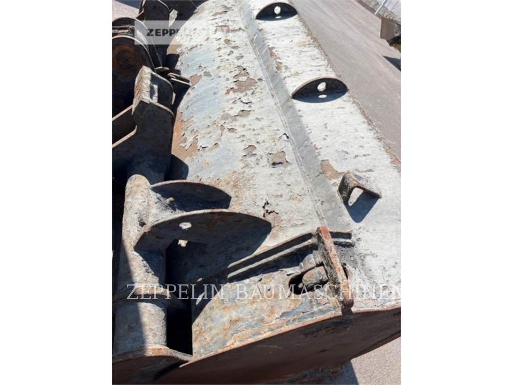 CAT 930M Колесни товарачи
