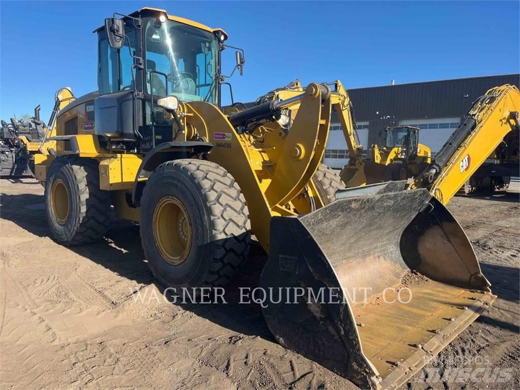 CAT 930M Колесни товарачи