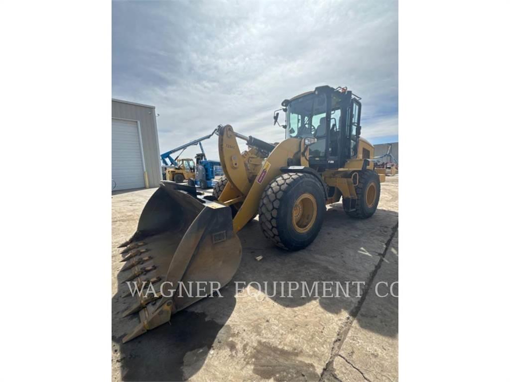 CAT 930M Колесни товарачи