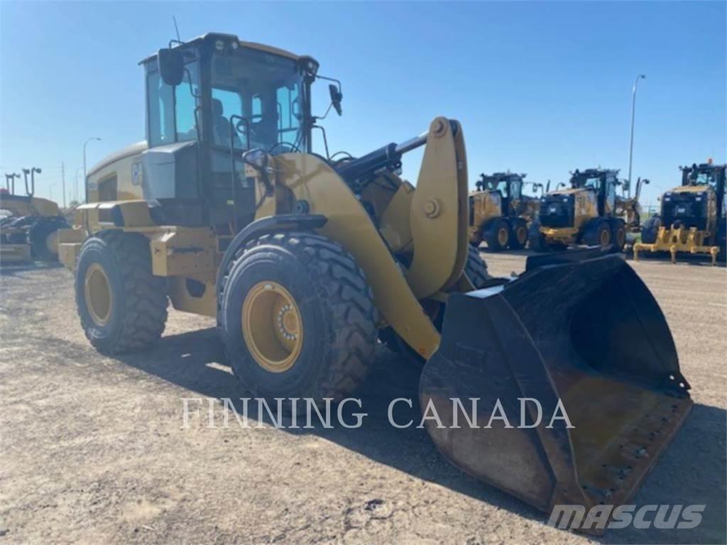 CAT 930M Колесни товарачи